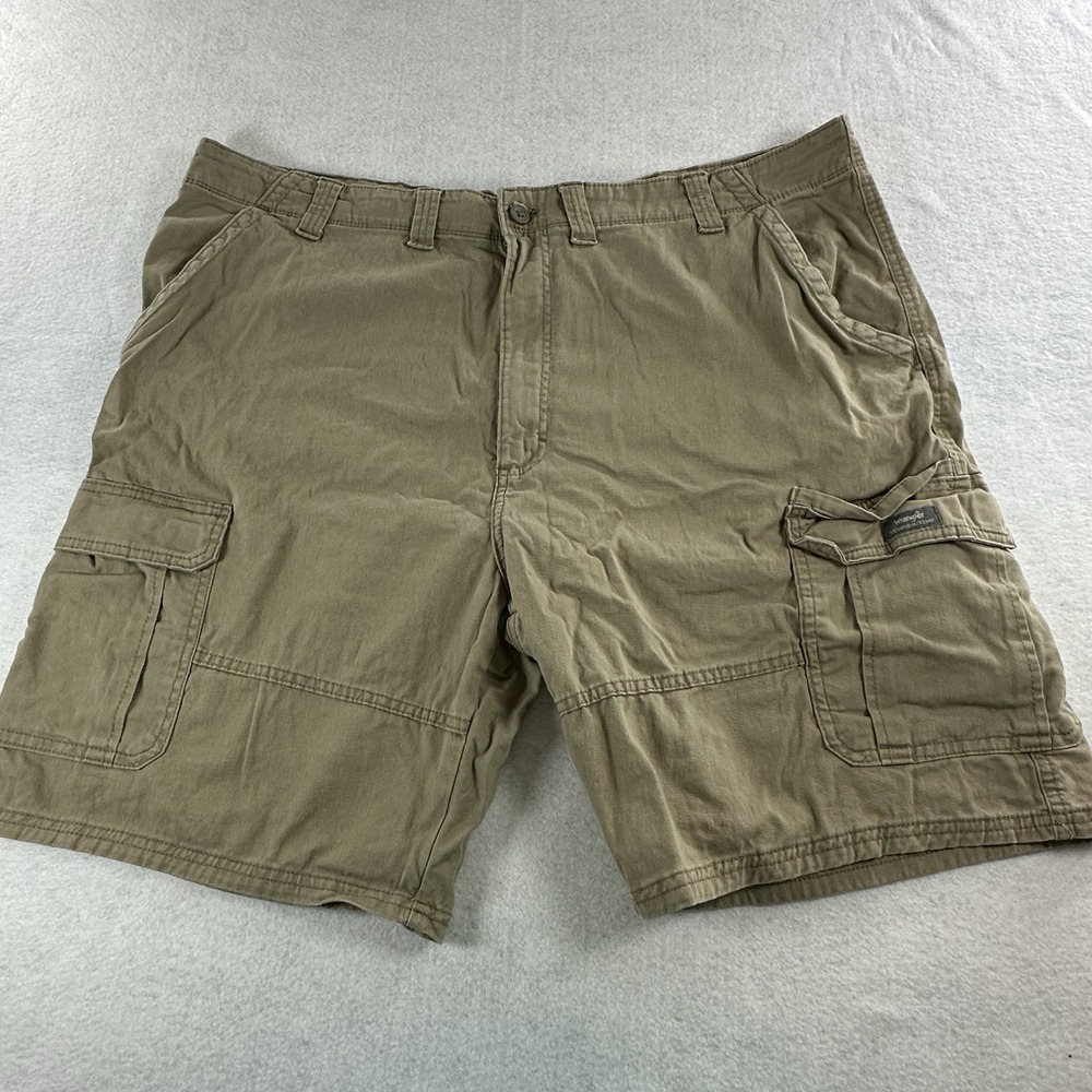 Vintage Wrangler‎ Men's Cargo Shorts 44 Tan
